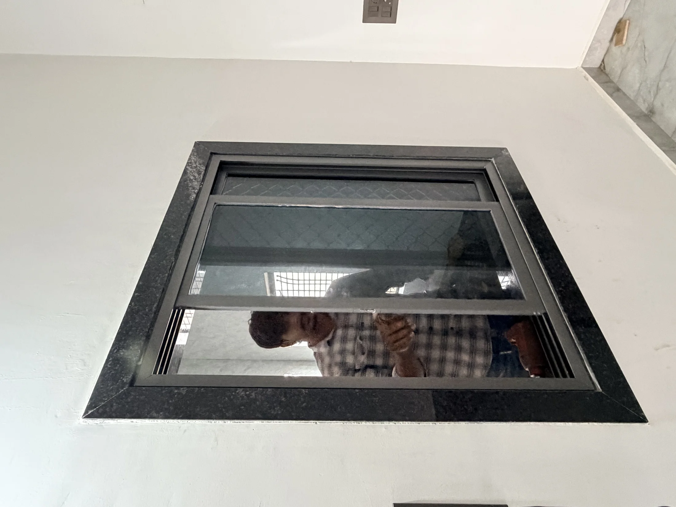 Aluminum window work