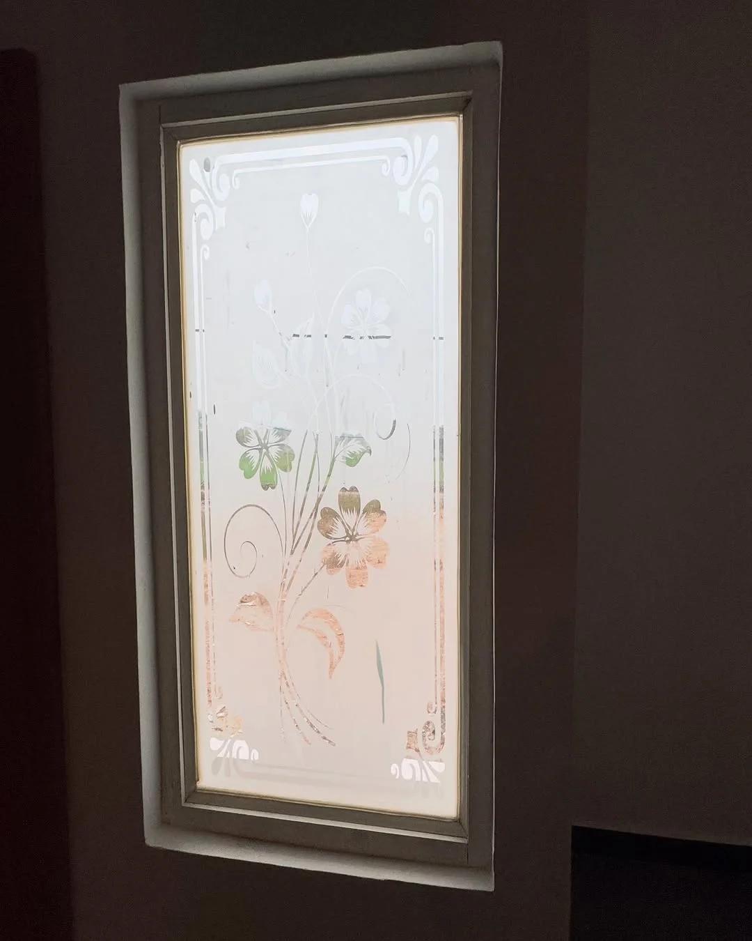 Aluminum with glass work