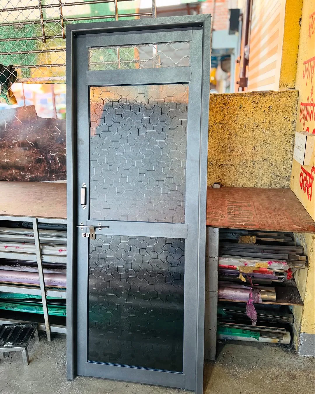 Aluminum with glass work