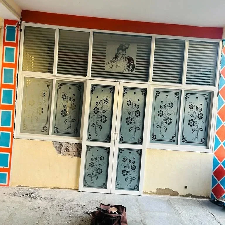 Aluminum with glass work