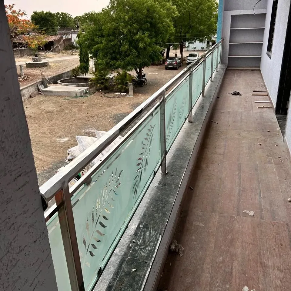 Glass Relling work