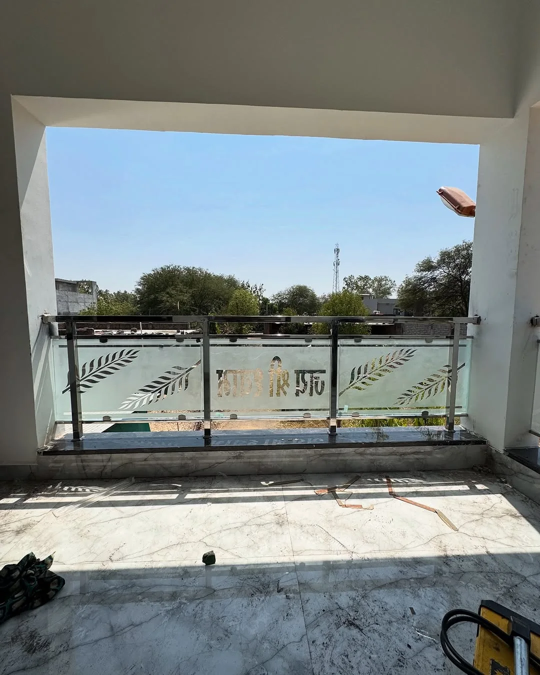 Glass Relling work